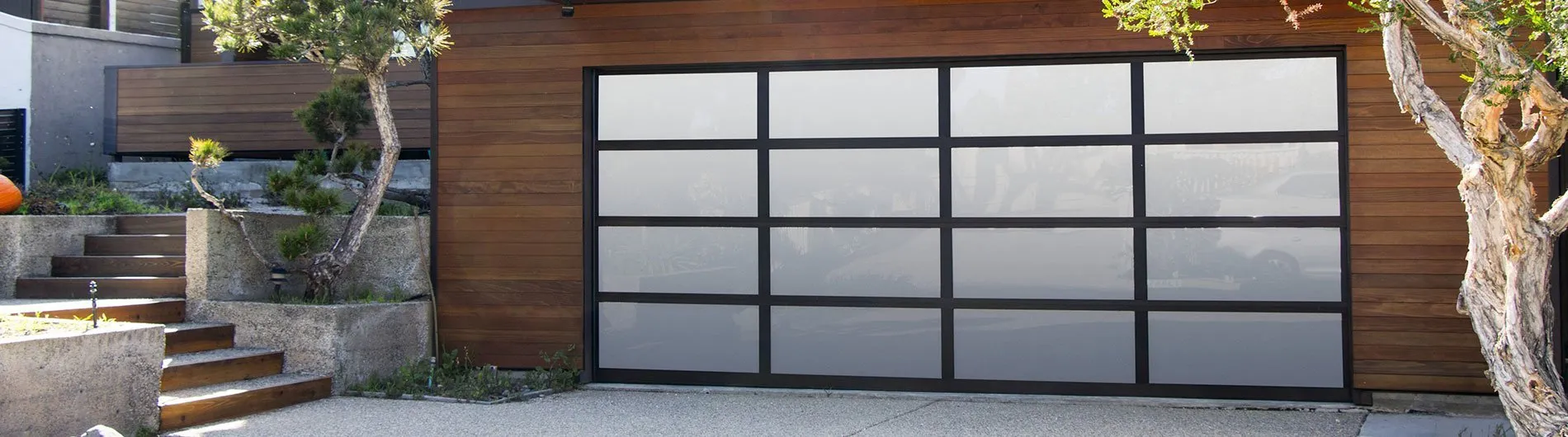 8800-Aluminum-Anodized-Black-WhiteLaminatedGlass-1920w